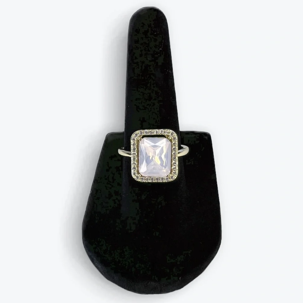 NWOT Gold Tone Ring with Pale Pink Stone Surrounded by Rhinestone Accent - Picture 2 of 7